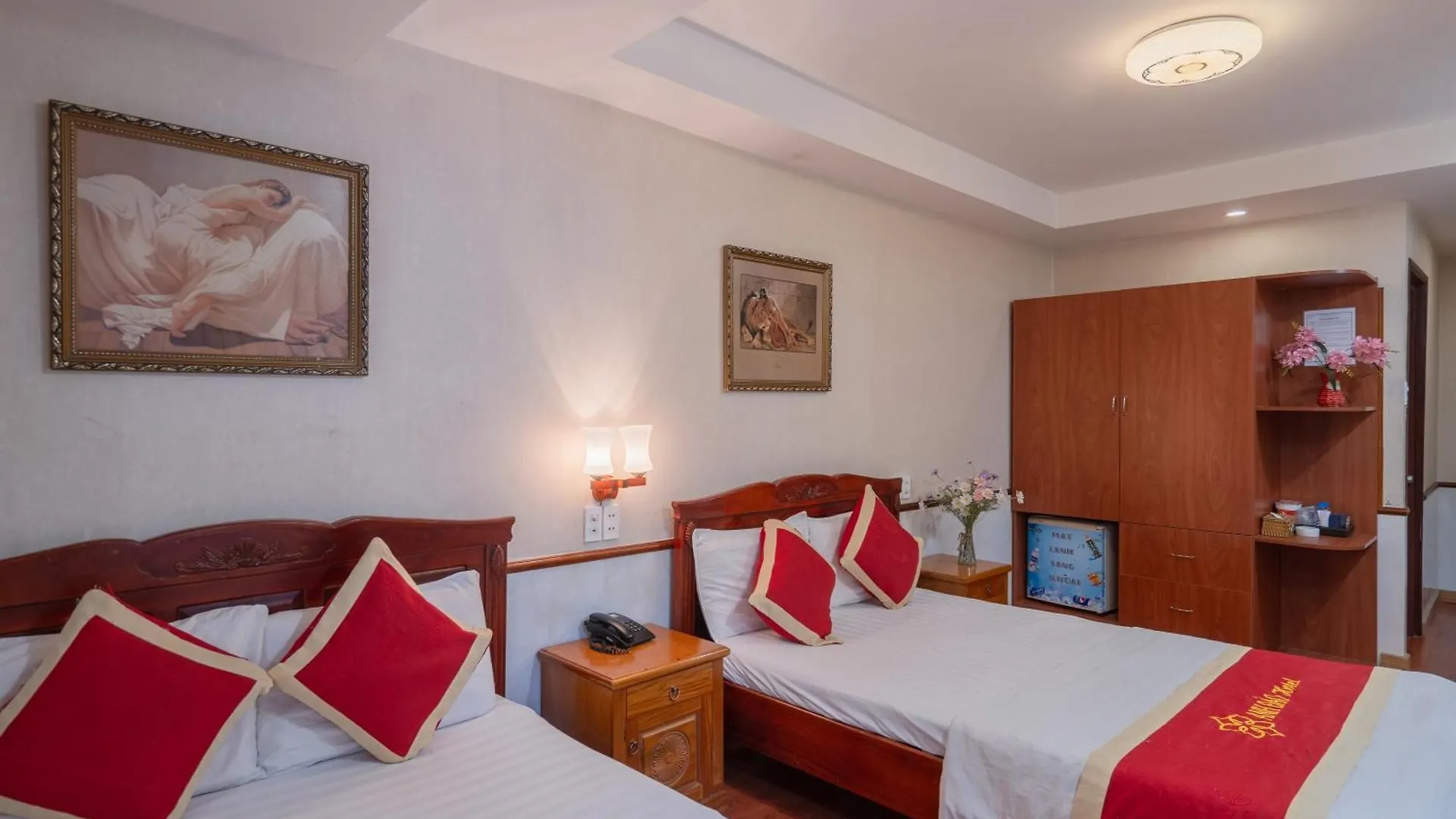 Hotel Nhu Y 2 Ho Chi Minh City