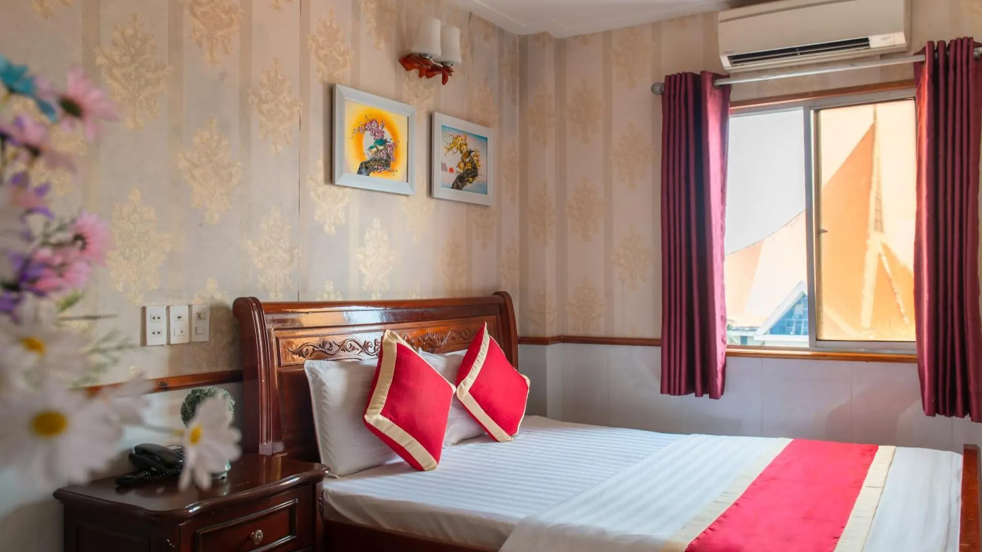 Hotel Nhu Y 2 Ho Chi Minh City